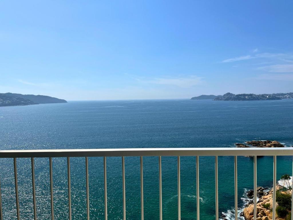 Suite 1808 By Suites Victoria Acapulco Buitenkant foto
